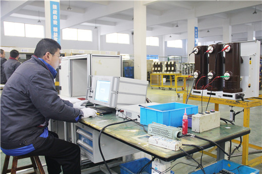 開(kāi)關(guān)機械特性測試車(chē)間